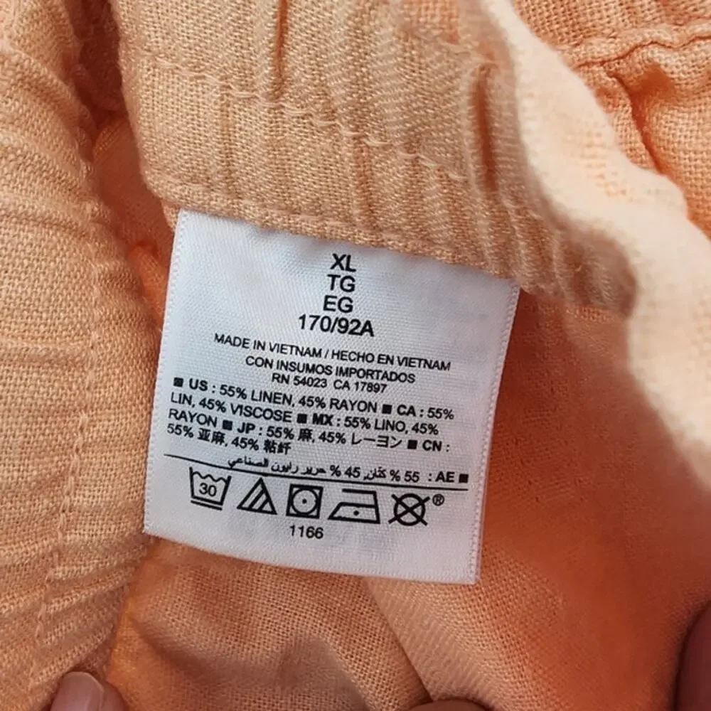 Old Navy inseam flaws